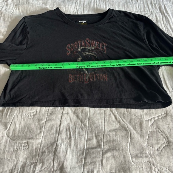 Wrangler women’s long sleeve crop top. XL. Beth Dutton - Picture 4 of 6